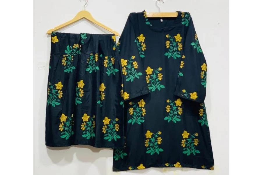 لینن بلاک فلاور پرنٹ 2 پیس سوٹ شرارہ اسٹائل کے ساتھ – خوبصورت ایک