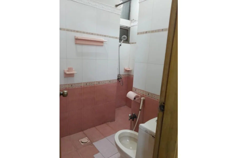 House for rent in F11