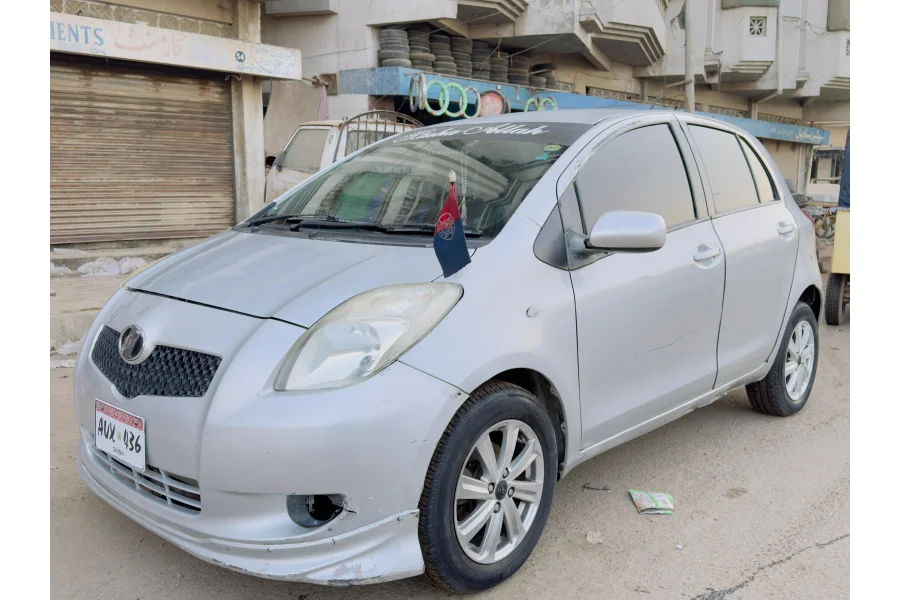 Toyota Vitz 2005 model For sale