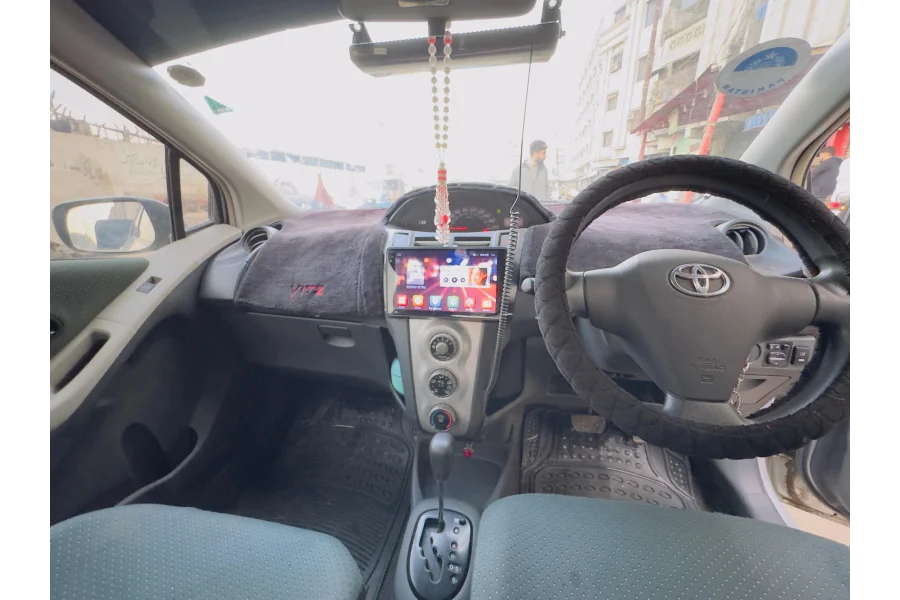 Toyota Vitz 2005 model For sale