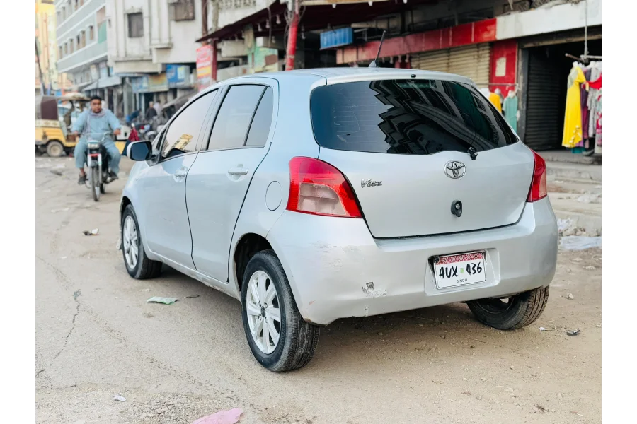 Toyota Vitz 2005 model For sale