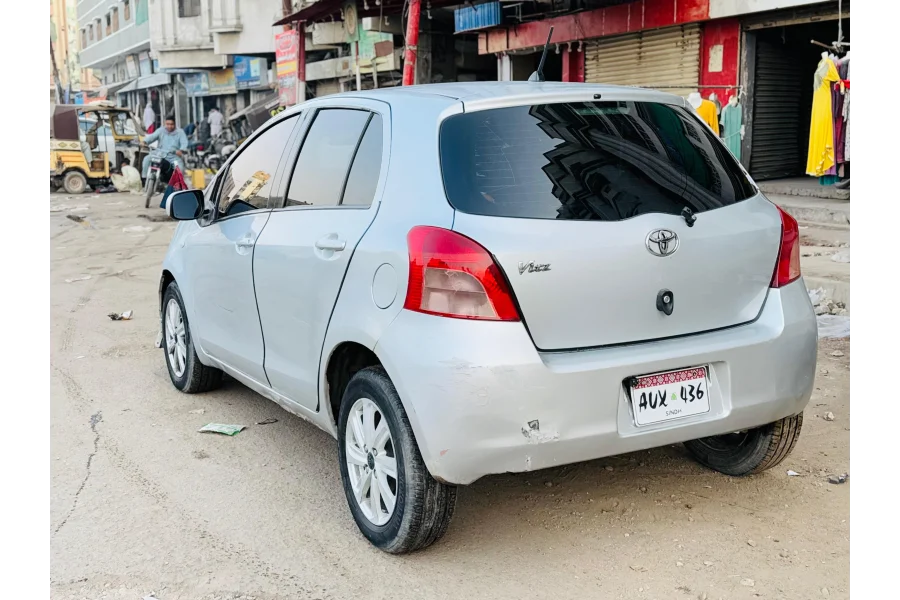 Toyota Vitz 2005 model For sale