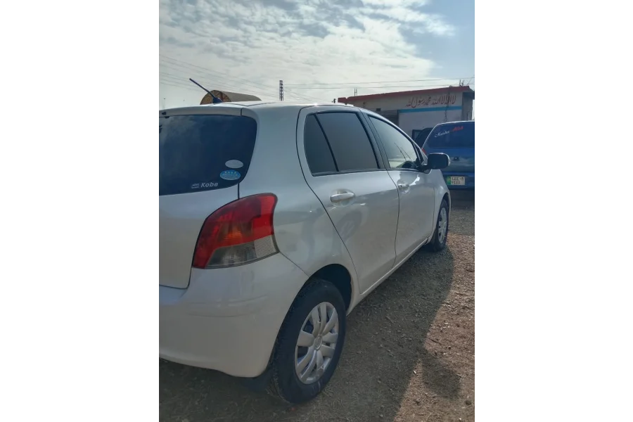 Model 2010 vitz  for sale