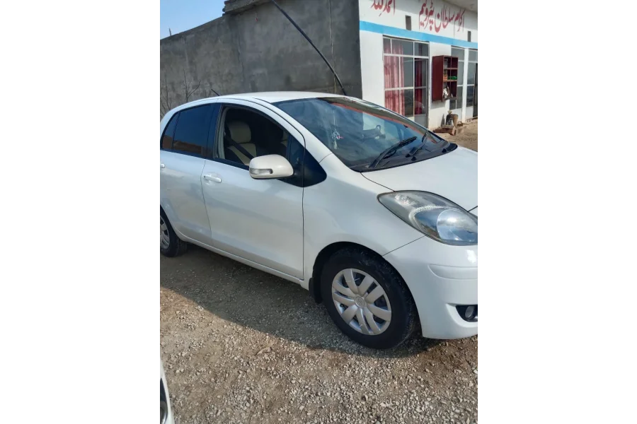 Model 2010 vitz  for sale