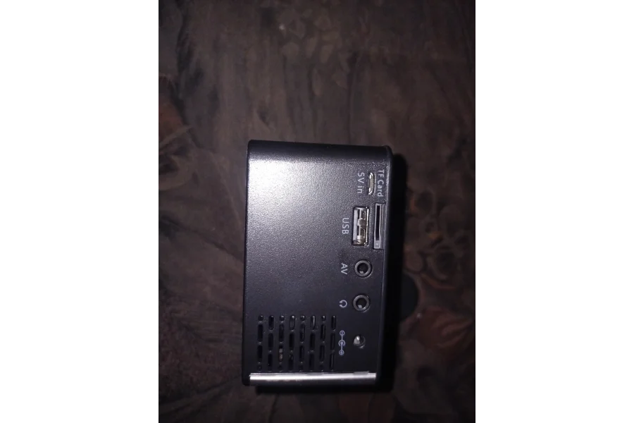 LED PROJECTOR