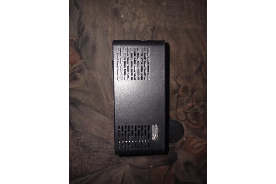 LED PROJECTOR