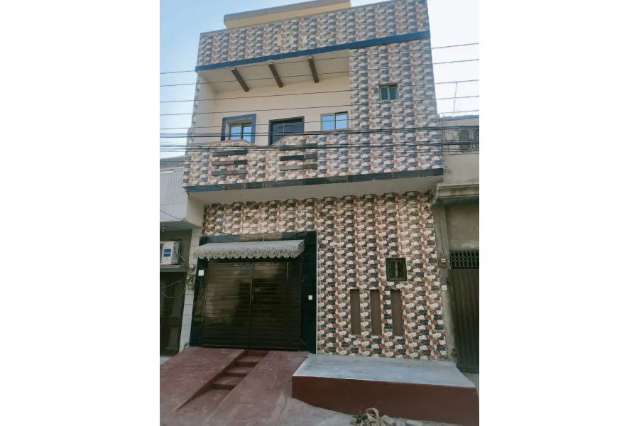 3.5 Marla House Available For Sale