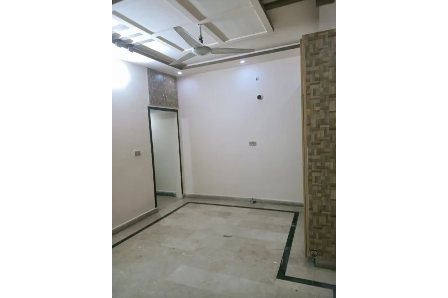 3.5 Marla House Available For Sale