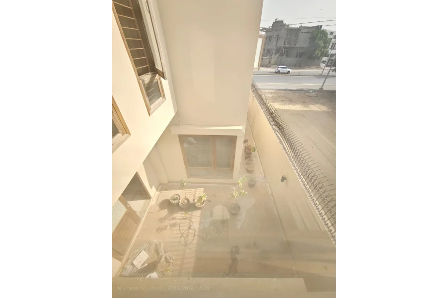 ڈی ایچ اے فیز 5، کراچی میں بنگلہ کرایہ پر دستیاب ہے۔