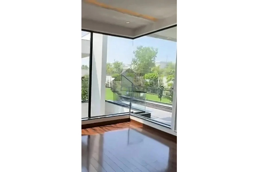 30 Marla Luxury Brand New House Available For Sale-0