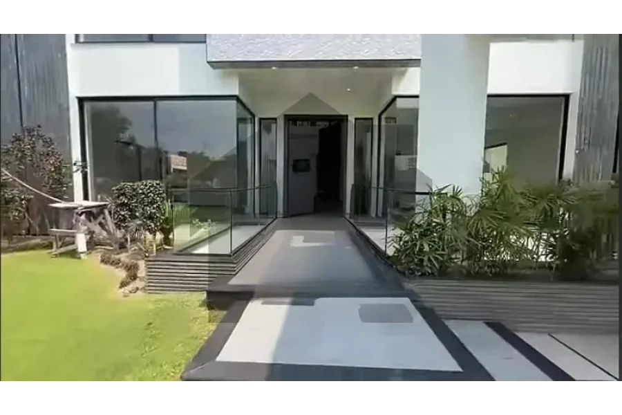 30 Marla Luxury Brand New House Available For Sale