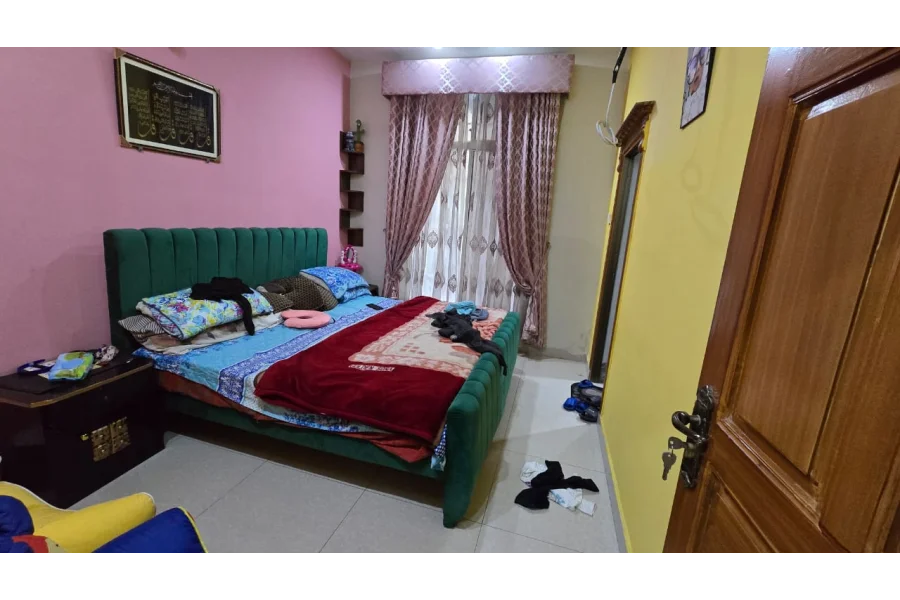 10 marla triple story house for sale