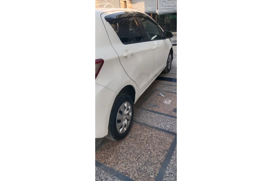 Toyota vitz  Model 2021