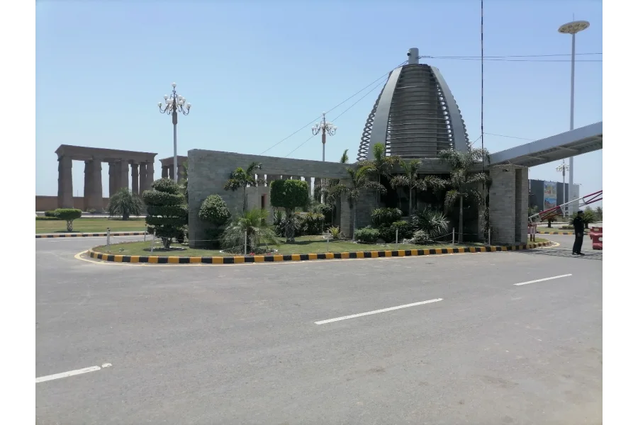 5 marla plot on Installment in Citi Housing Samundari Road