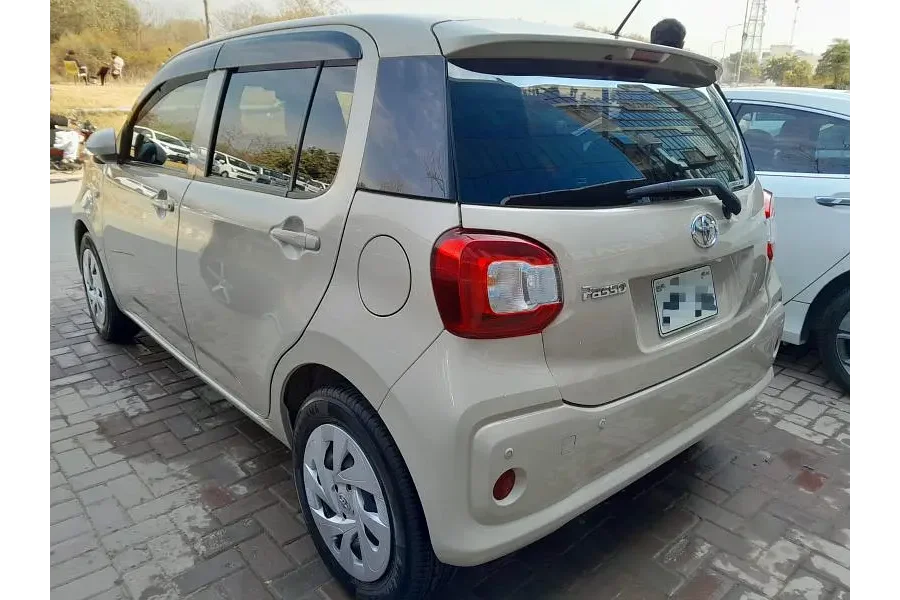 Toyota Passo 2014