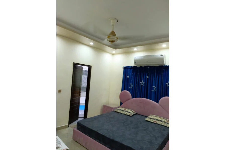 عسکری 10 میں مکمل طور پر تزئین و آرائش شدہ مکان برائے فروخت