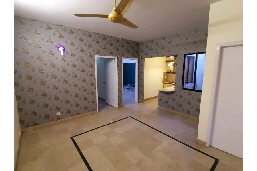 Full-Floor Apartment for Sale