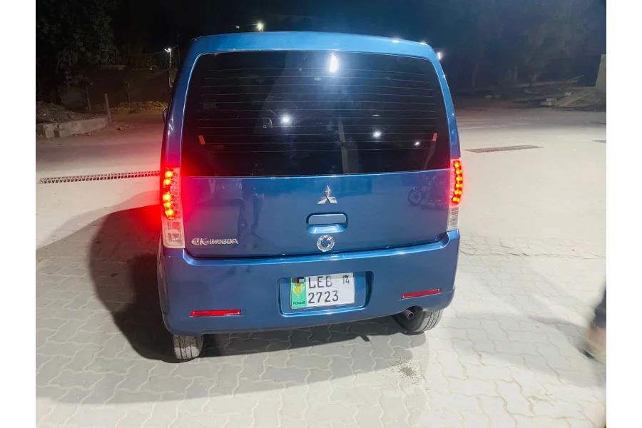 مٹسوبشی ای کے ویگن