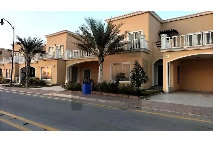 350sq yd 4Bed DDL Sports Villa with 100sq yd BackYard LAWN For Sale
