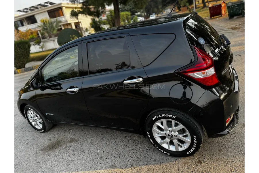 Nissan Note e-Power X V Selection 2019