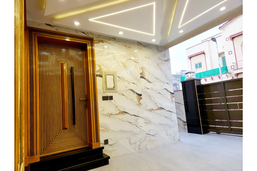 7marla Abubakar Block Double Unit House Available For Sale