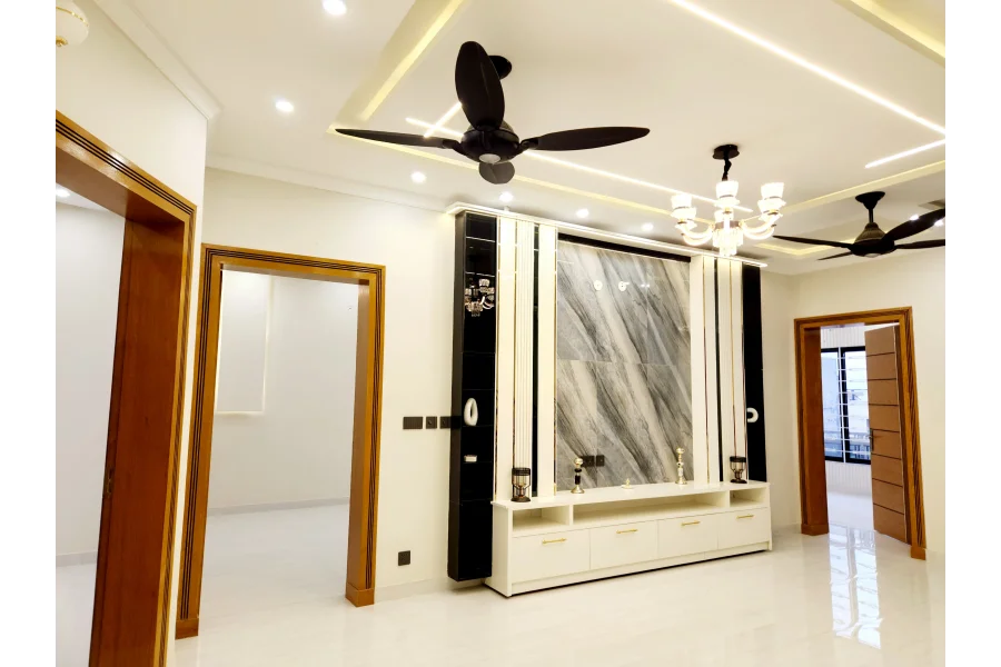 7marla Abubakar Block Double Unit House Available For Sale