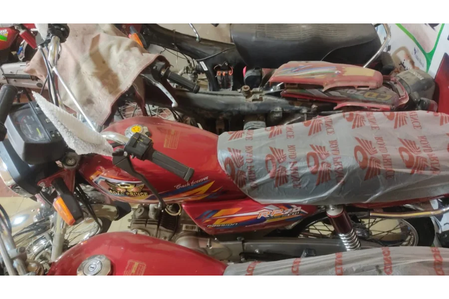 ROAD PRINCE 70CC BIKE AVAILABLE FOR SALE