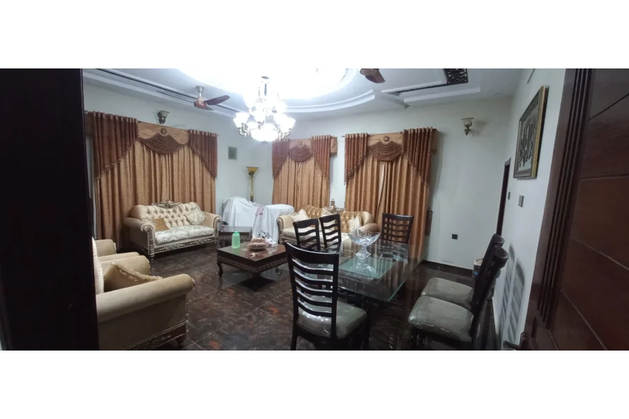 Bungalow for Sale – Saadi Town, Scheme 33