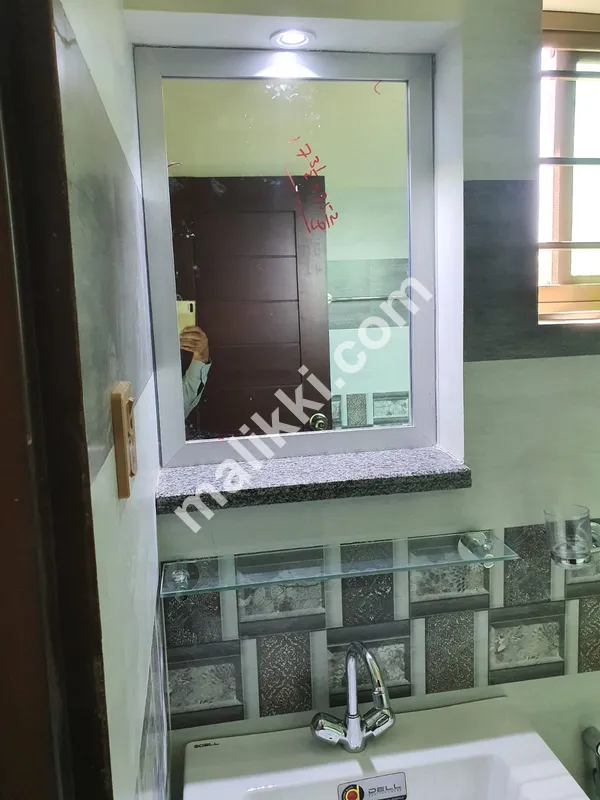 07 مرلہ ڈبل سٹوری مکان برائے فروخت