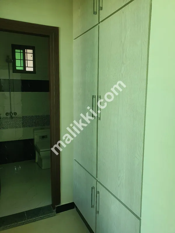 07 مرلہ ڈبل سٹوری مکان برائے فروخت