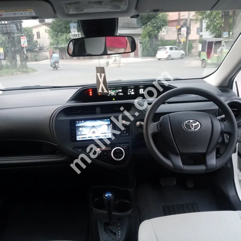 TOYOTA PRIUS 2020/24 ماڈل فروخت کے لیے دستیاب ہے