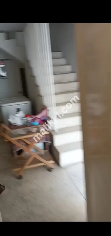 Banglow for Sale in Clifton Block 5, Karachi