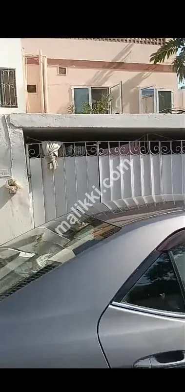 Banglow for Sale in Clifton Block 5, Karachi