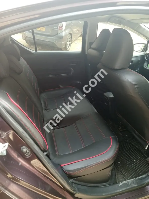 Toyota Aqua G Push start   Model 2014 Available For Sale