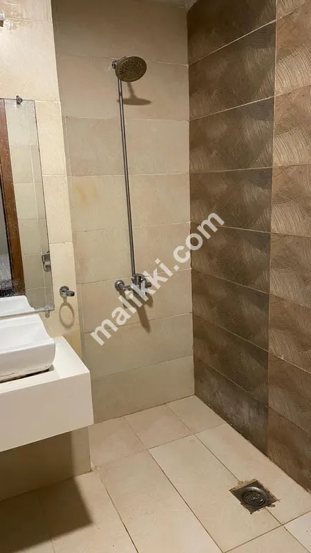  2 bed Apartment fully furnished