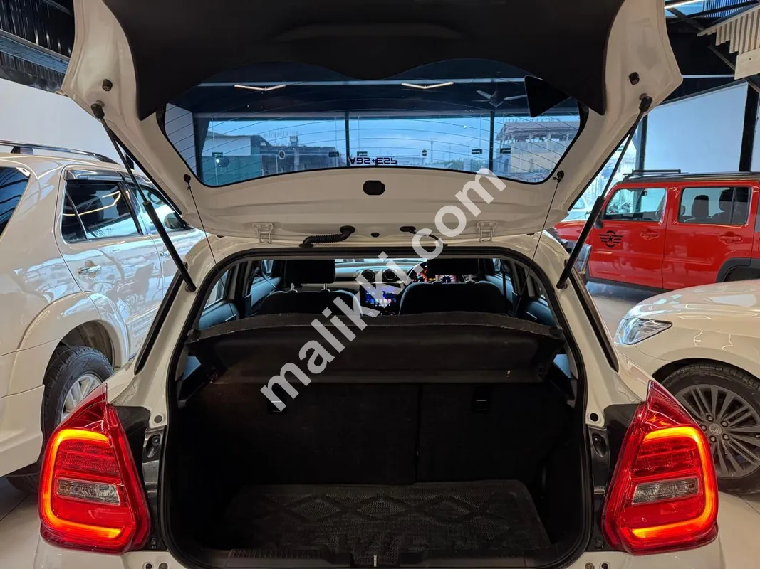 Suzuki swift model 2023 