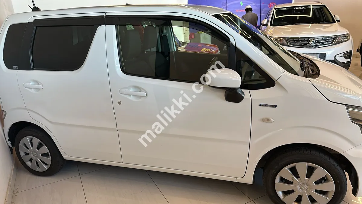 Suzuki Wagon R Hybrid Model 2021
