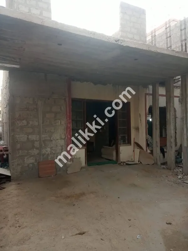 𝗛𝗔𝗟𝗙 𝗦𝗧𝗥𝗨𝗖𝗧𝗨𝗥𝗘 𝗛𝗢𝗨𝗦𝗘 𝗙𝗢𝗥 𝗦𝗔𝗟𝗘 𝗜𝗡 𝗗𝗛𝗔 𝗣𝗛𝗔𝗦𝗘 𝟱, 𝗞𝗔𝗥𝗔𝗖𝗛𝗜