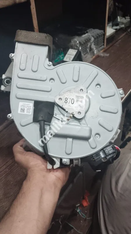 ہائبرڈ آٹو کیئر اور ہائبرڈ کار ایکسپرٹ سروس اور ABS، بیٹریاں دستیاب ہیں۔