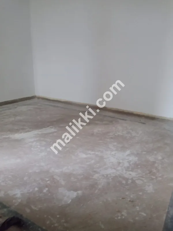 3 مرلہ ٹرپل سٹوری کارنر ہاؤس برائے فروخت، علامہ اقبال ٹاؤن لاہور