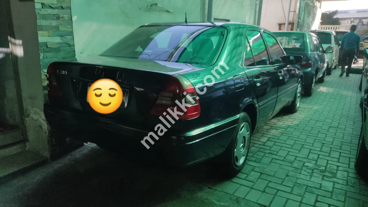 Mercedes C180 1998 model available for sale