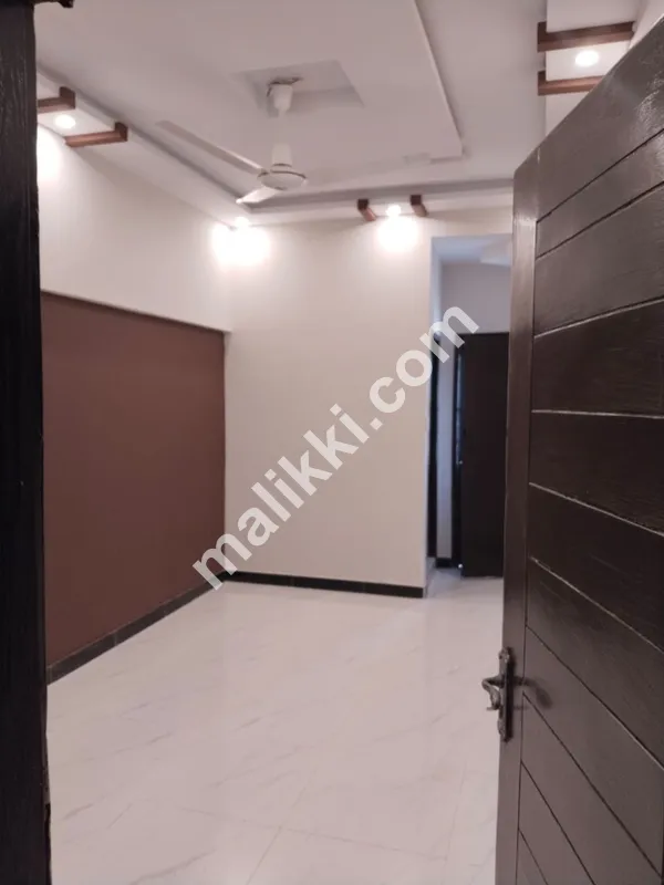 Appartment for Sale in Sehar Commercial, DHA Phase 7, Karachi