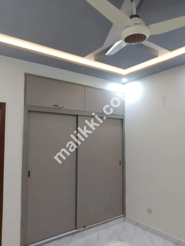 بحریہ ٹاؤن کراچی میں بنگلہ برائے فروخت