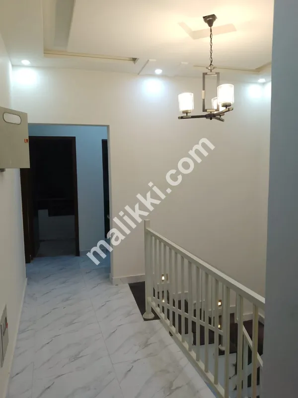 بحریہ ٹاؤن کراچی میں بنگلہ برائے فروخت