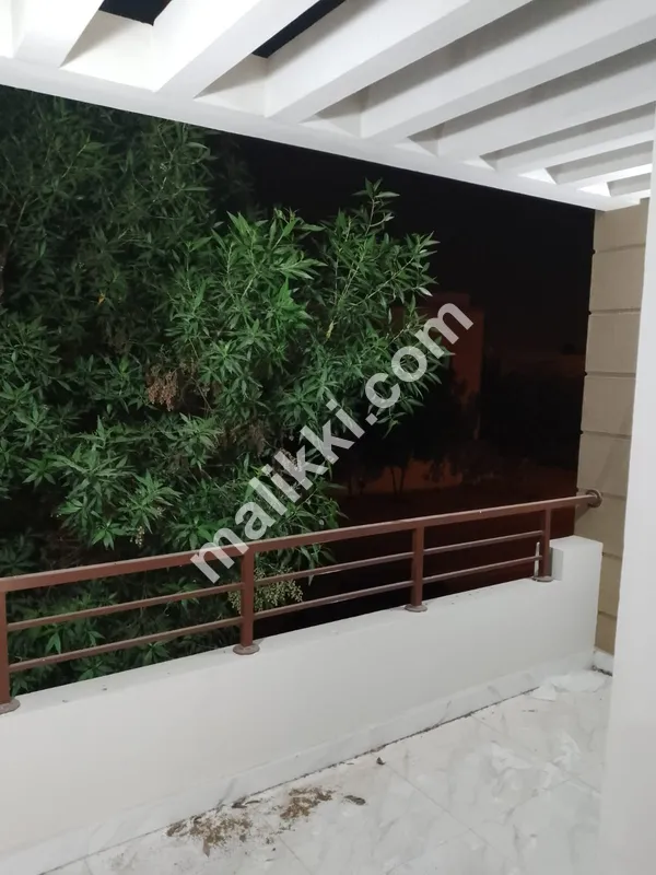 بحریہ ٹاؤن کراچی میں بنگلہ برائے فروخت