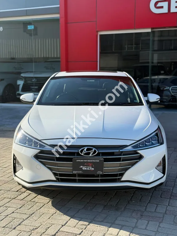 Hyundai Elantra Model 2022 