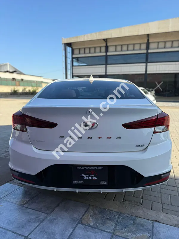 Hyundai Elantra  Model 2022