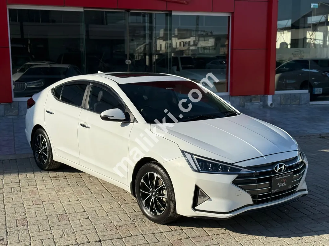 Hyundai Elantra  Model 2022