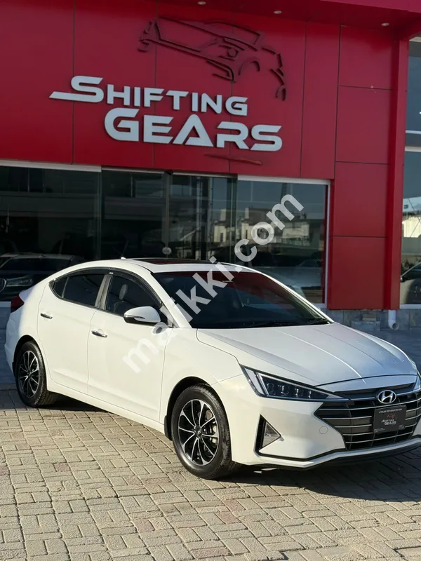 Hyundai Elantra  Model 2022