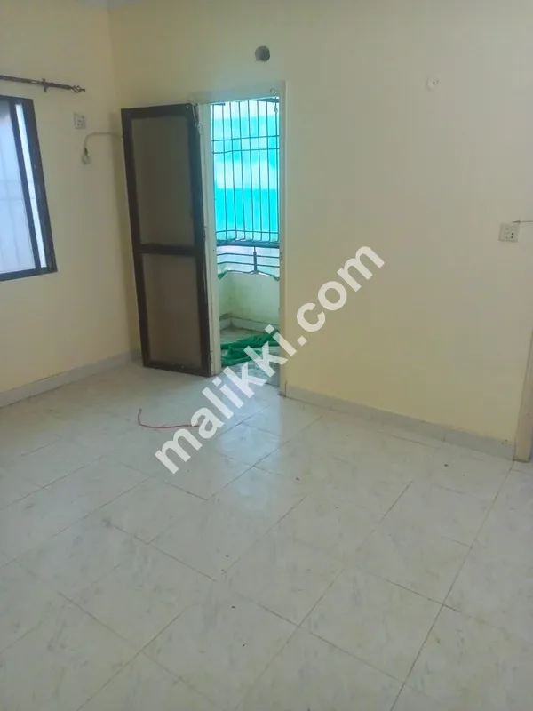 بدر کمرشل، کراچی میں فلیٹ برائے فروخت